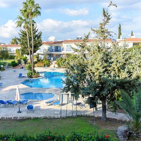 Paradise Gardens With A Large Terrace Paphos Exteriör bild