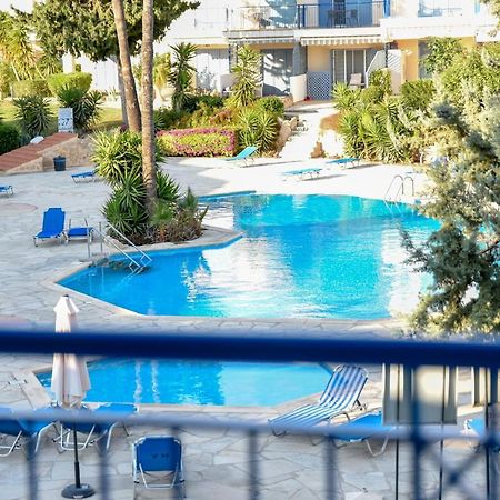 Paradise Gardens With A Large Terrace Paphos Exteriör bild