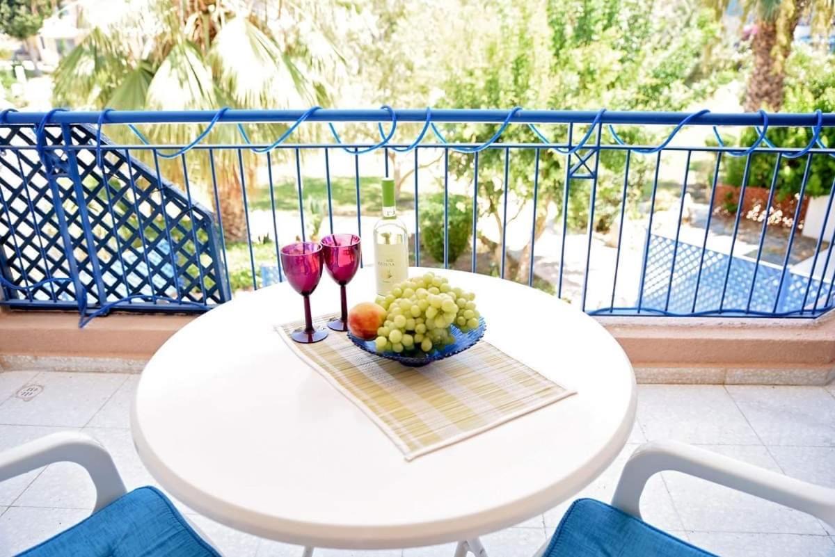 Paradise Gardens With A Large Terrace Paphos Exteriör bild