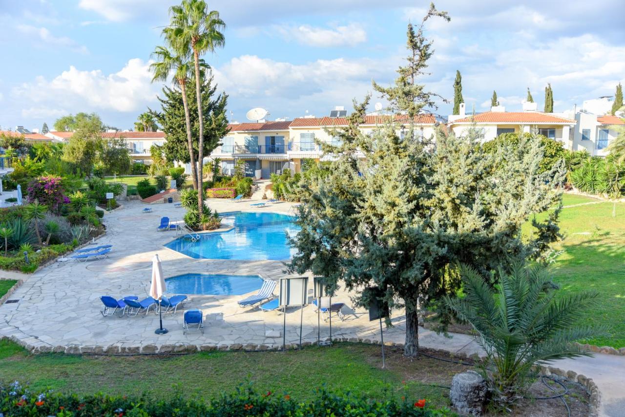 Paradise Gardens With A Large Terrace Paphos Exteriör bild